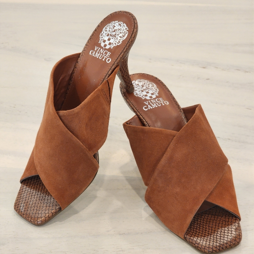 Vince Camuto Women's Rehnya Warm Caramel Suede Cris Cross Heel Sandal Size 9 - Picture 8 of 8